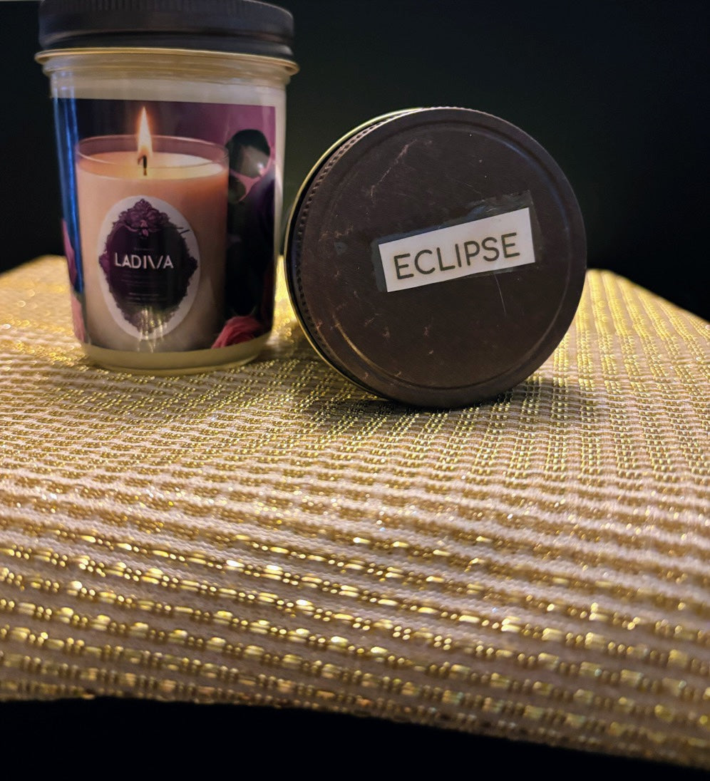 Eclipse candle